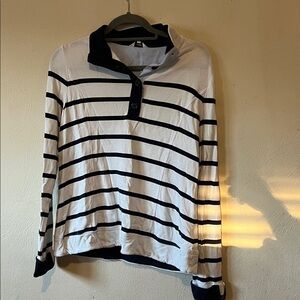 Crown & Ivy Stripped Pullover Womens